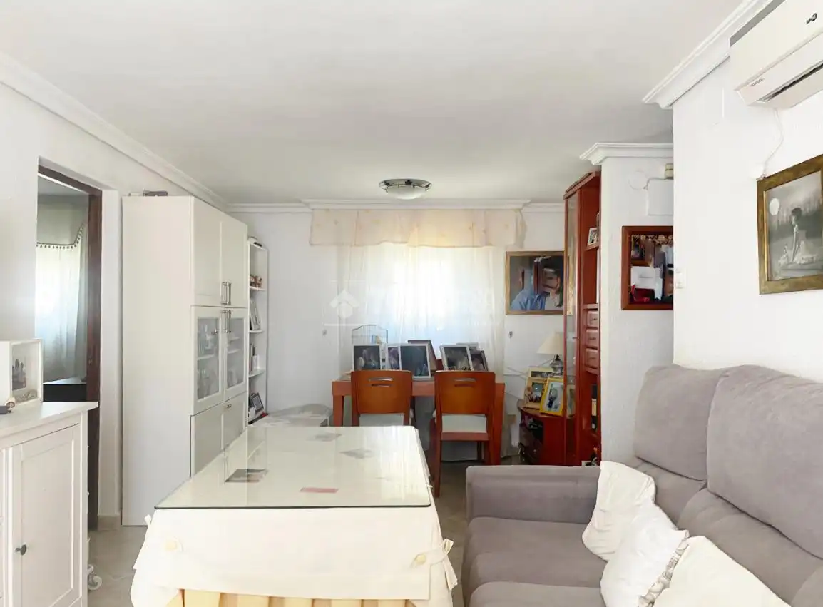Sala de estar de Piso en venta en Sevilla con Aire acondicionado y Amueblado