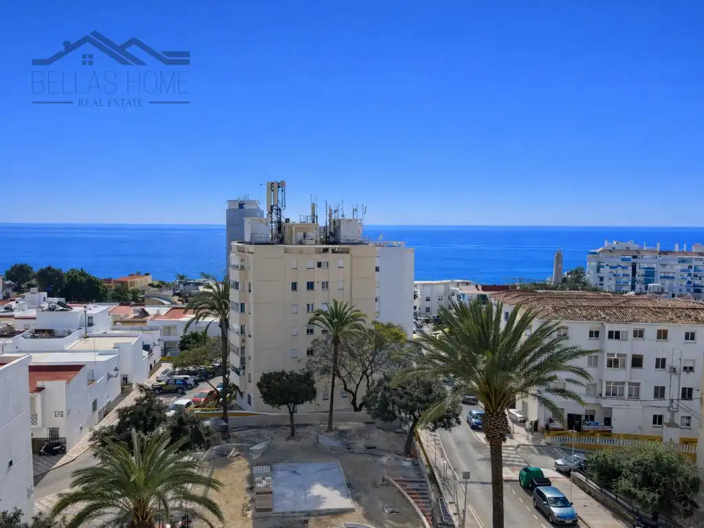 Vista exterior de Piso de alquiler en Estepona con Aire acondicionado, Terraza y Amueblado
