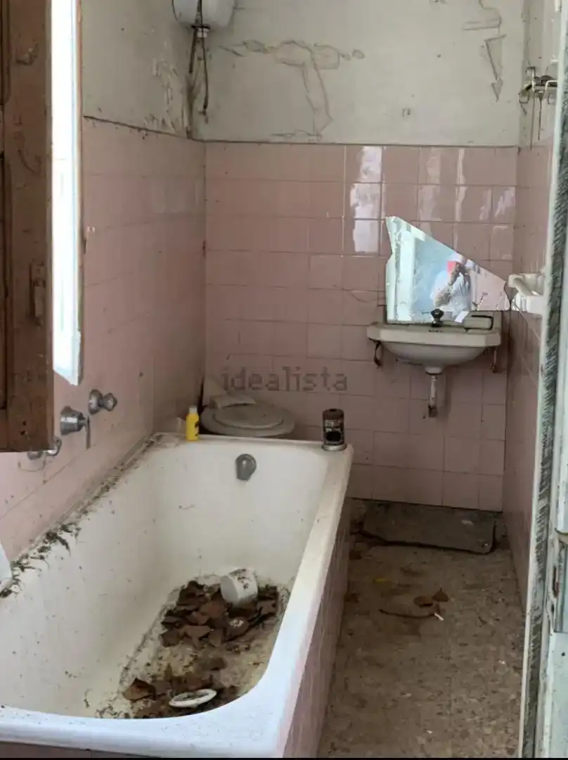 Bany de Casa adosada en venda en Sandiás amb Balcó