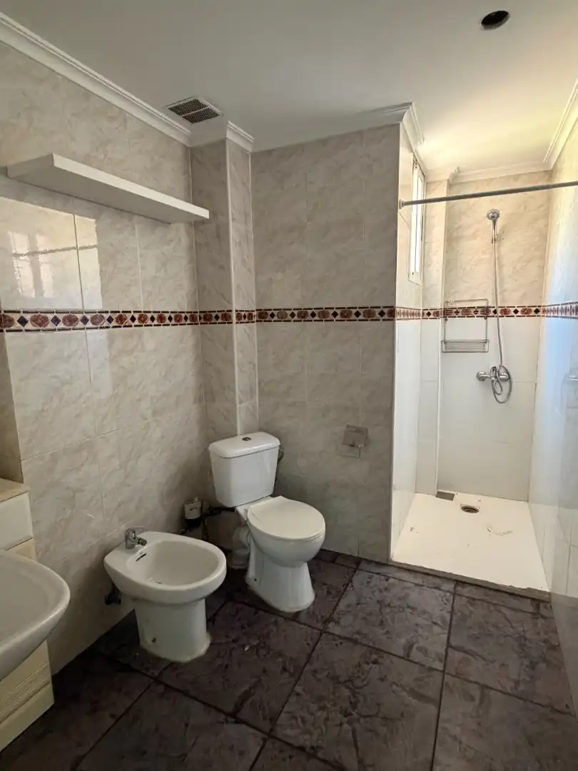 Bathroom of Flat for sale in Valencia  with Balcony