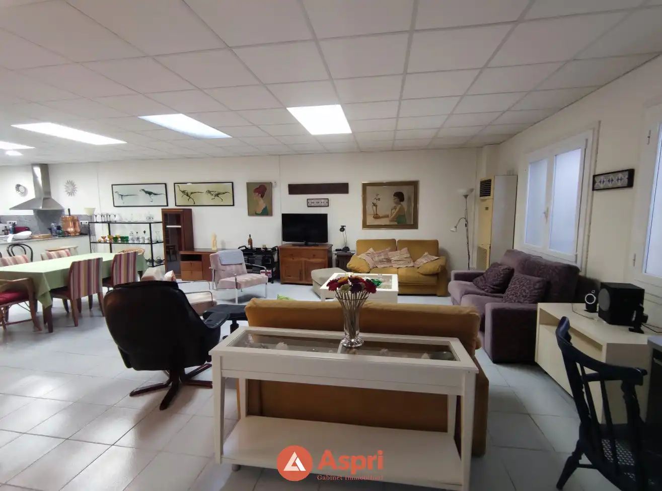 Sala de estar de Oficina en venta en Barcelona con Aire acondicionado, Calefacción y Amueblado