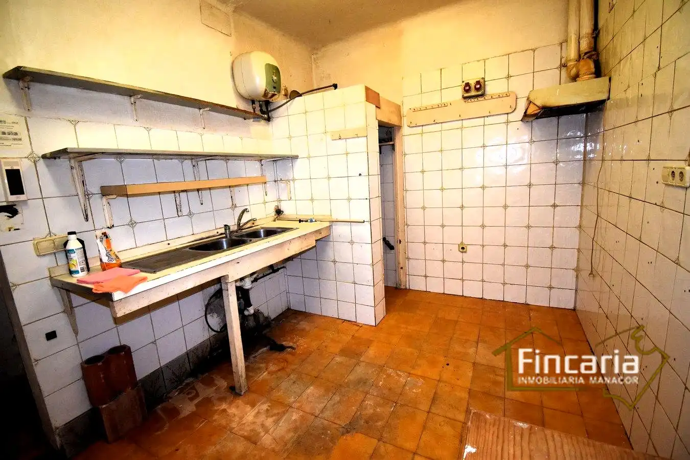 Kitchen of Commercial properties for sale in Manacor  with Air Conditioner