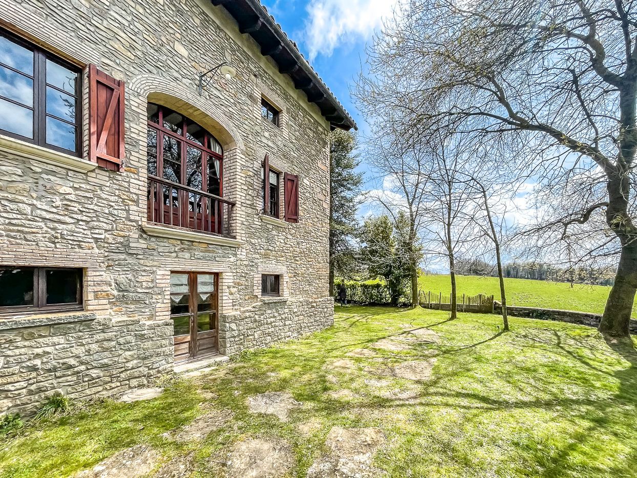 Vista exterior de Finca rústica en venta en Rupit i Pruit con Jardín privado