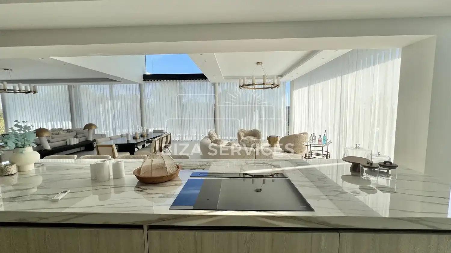 Cuina de Casa o xalet en venda en Santa Eulària des Riu amb Aire condicionat, Jardí privat i Piscina