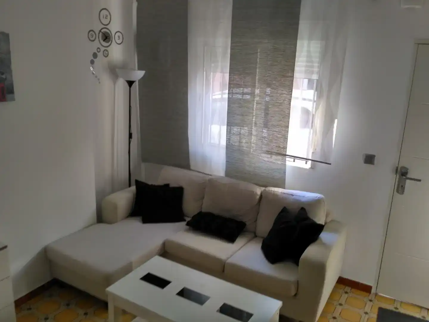 Sala d'estar de Casa adosada de lloguer en Punta Umbría amb Aire condicionat, Moblat i Rentadora