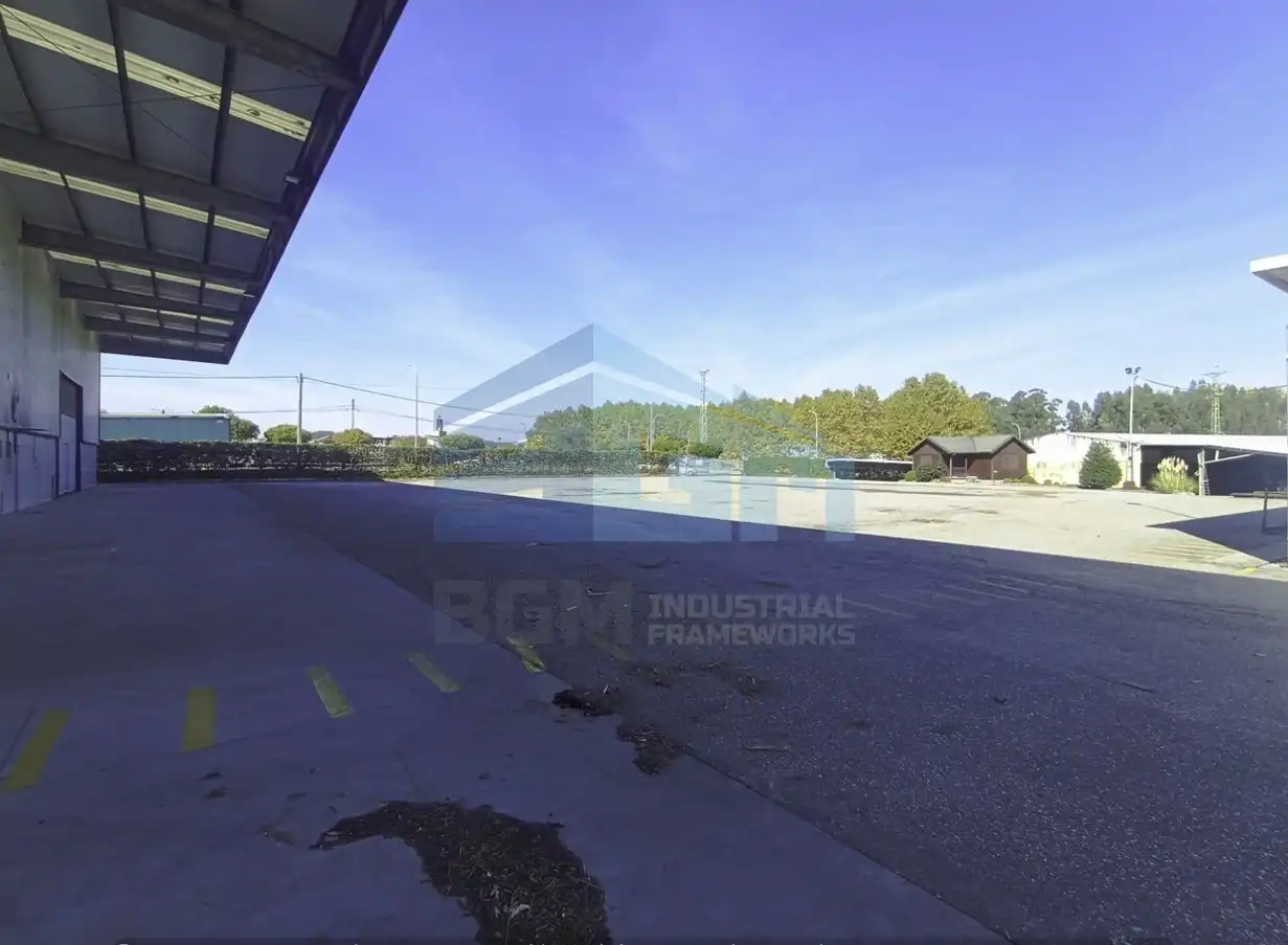 Parking of Industrial buildings for rent in Salvaterra de Miño