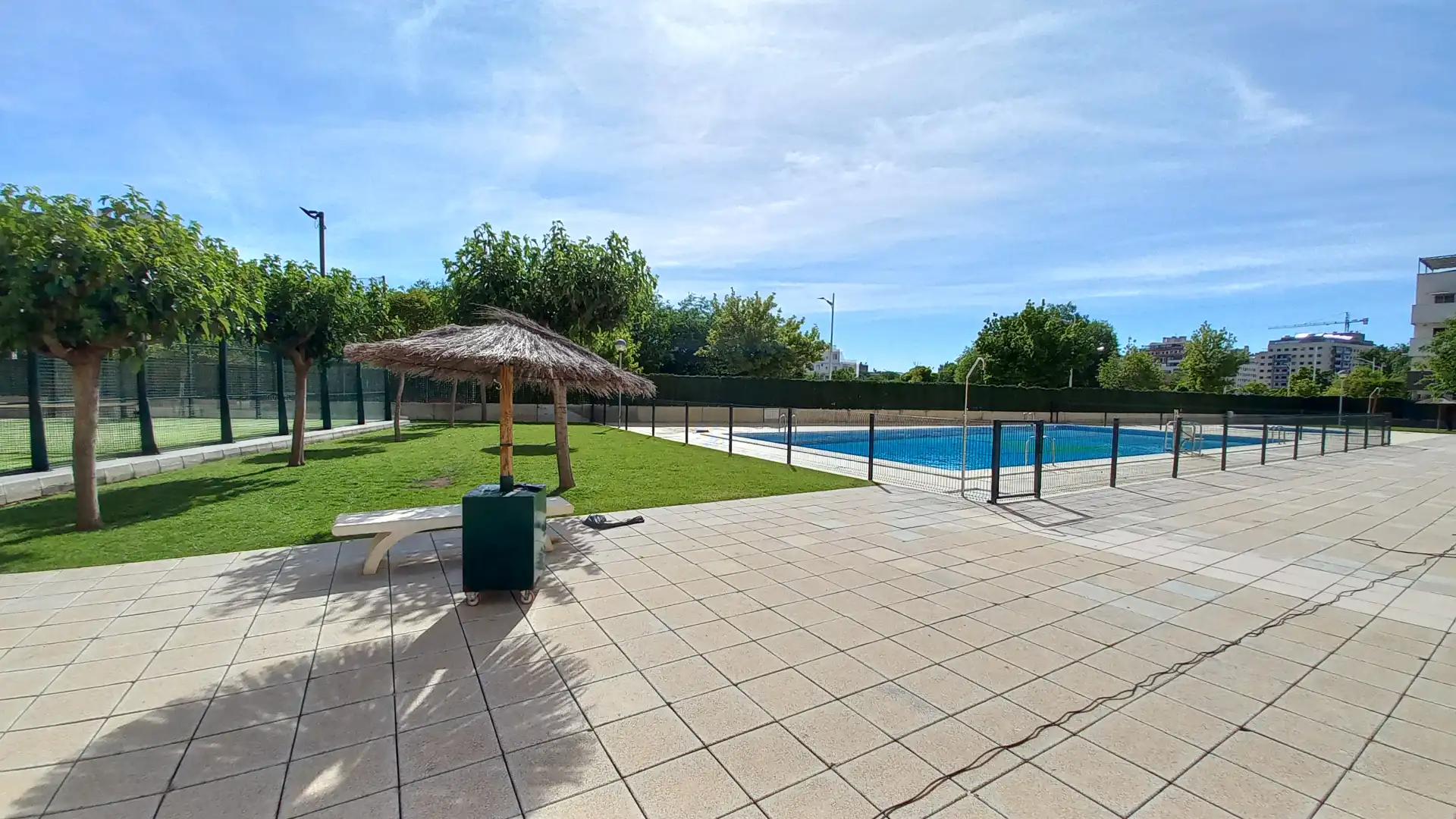 Piscina de Pis en venda en Albacete amb Calefacció, Terrassa i Traster