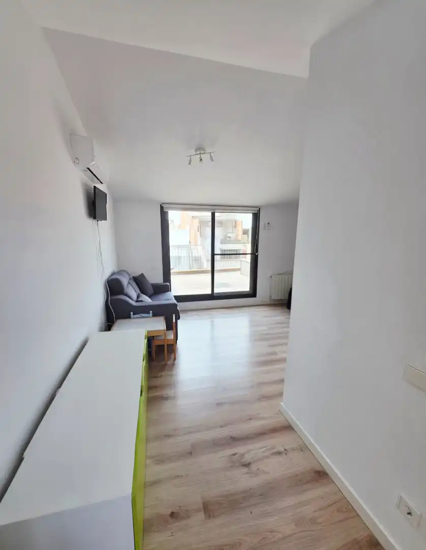 Sala de estar de Casa adosada en venta en Terrassa con Aire acondicionado, Calefacción y Parquet