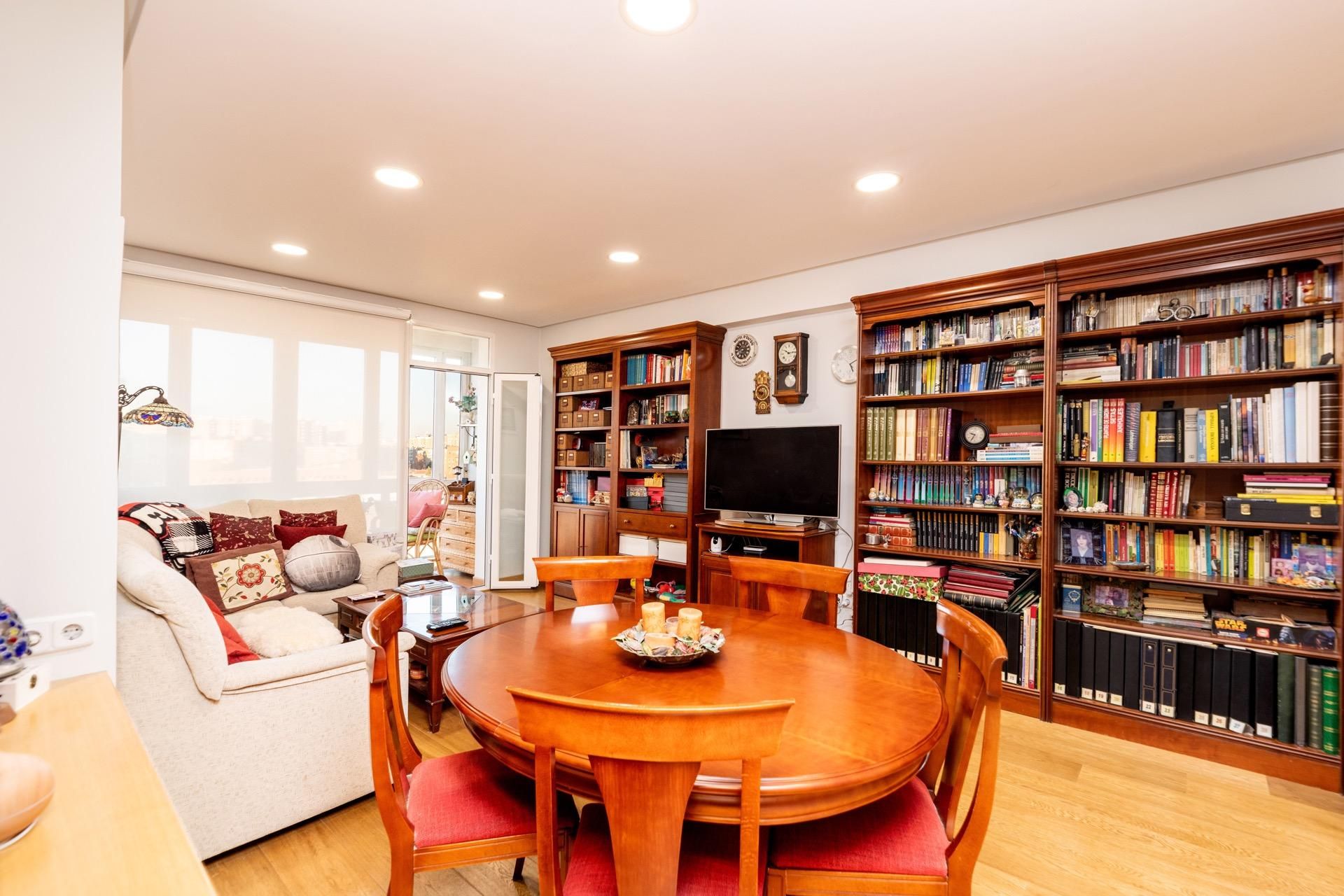 Sala de estar de Piso en venta en  Madrid Capital con Terraza