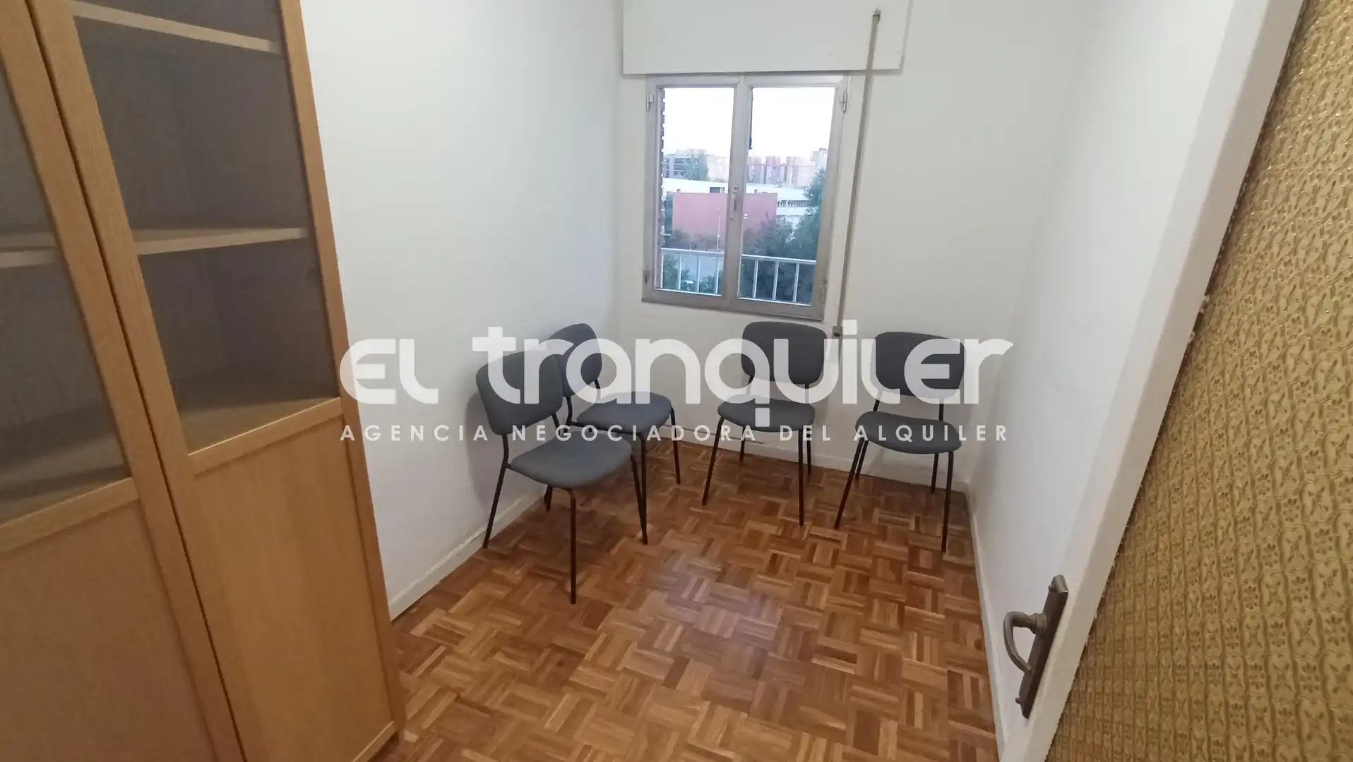 Schlafzimmer von Wohnung zur Miete in Latina