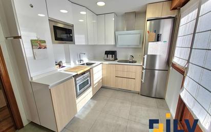 Kitchen of Flat for sale in Santurtzi   with Heating and Terrace