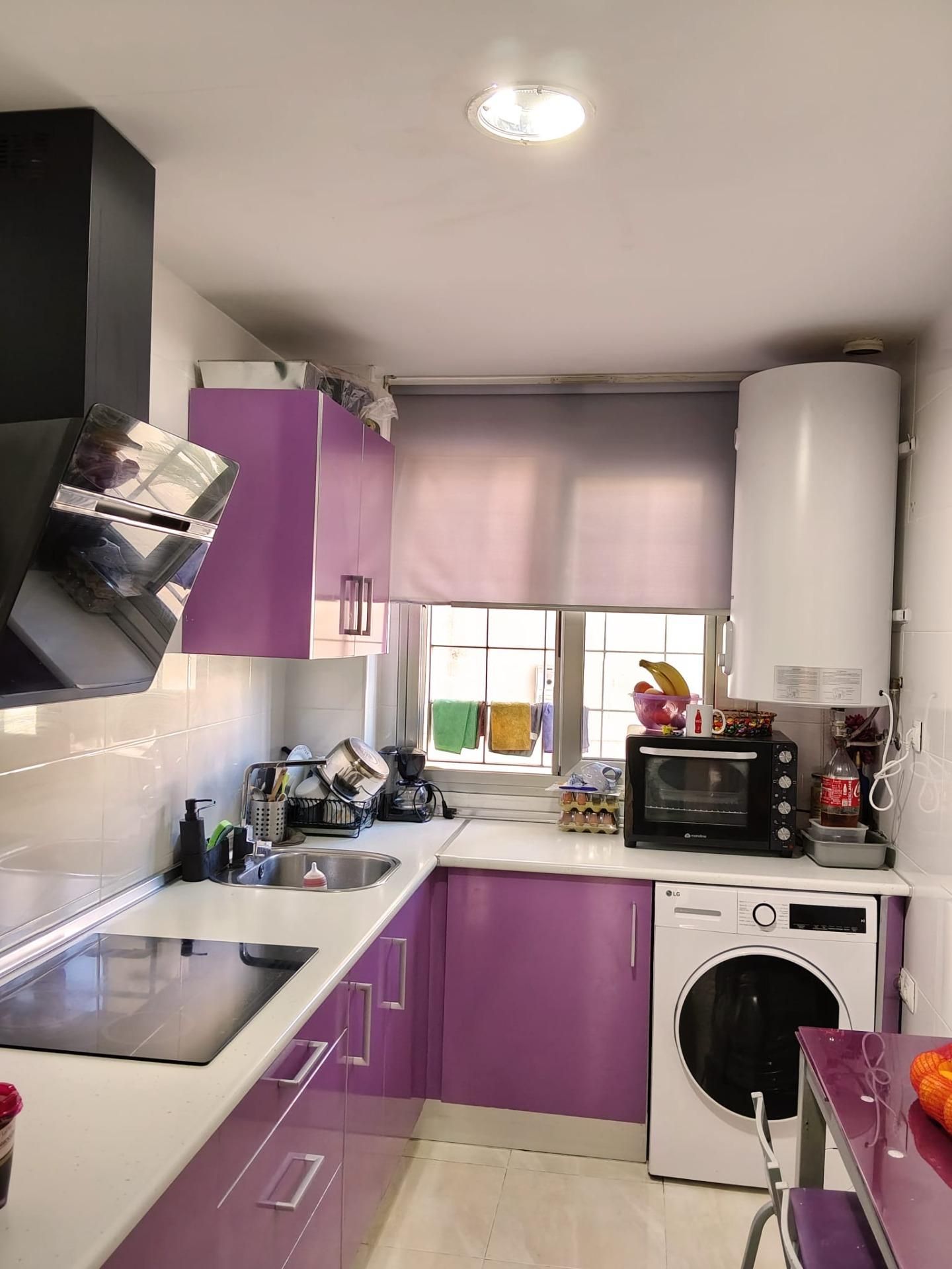 Kitchen of Flat for sale in Puerto Real  with Community pool