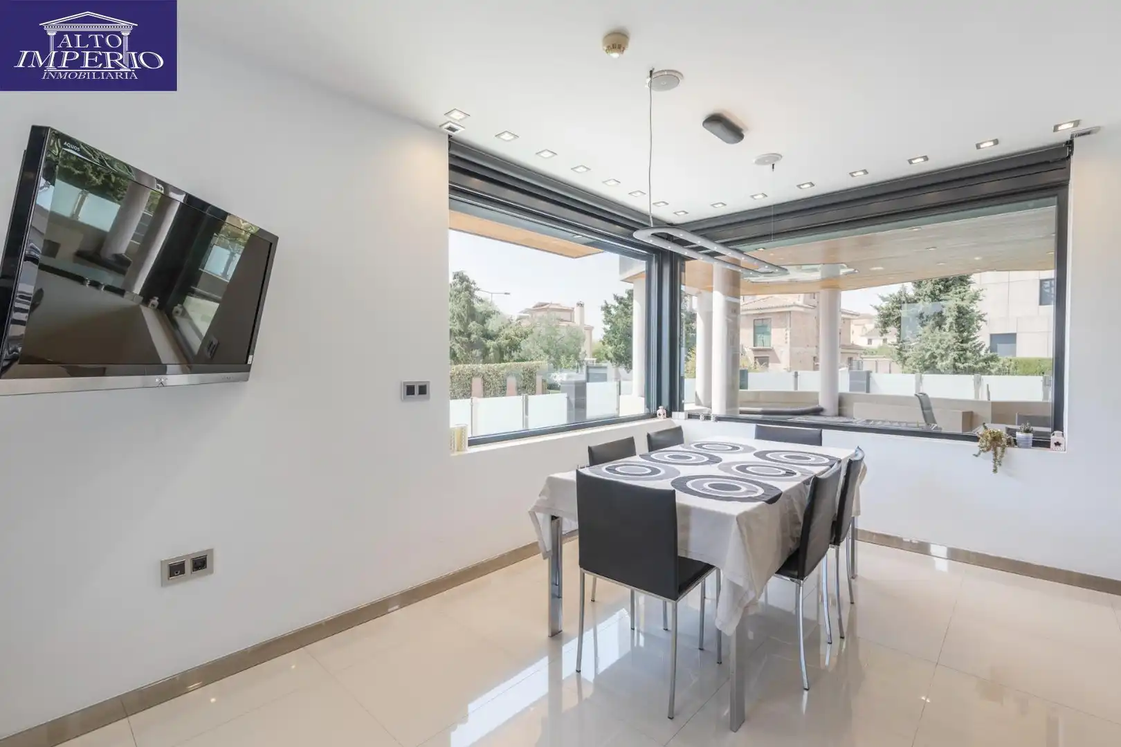 Chalet con piscina en venta en Urbanizacion EL CARMELO, imagen 18