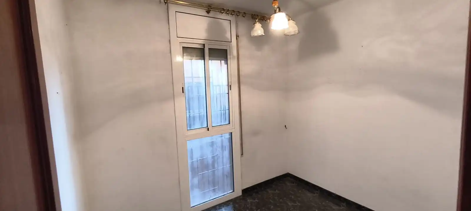 Habitación de Piso en venta en El Prat de Llobregat con Balcón