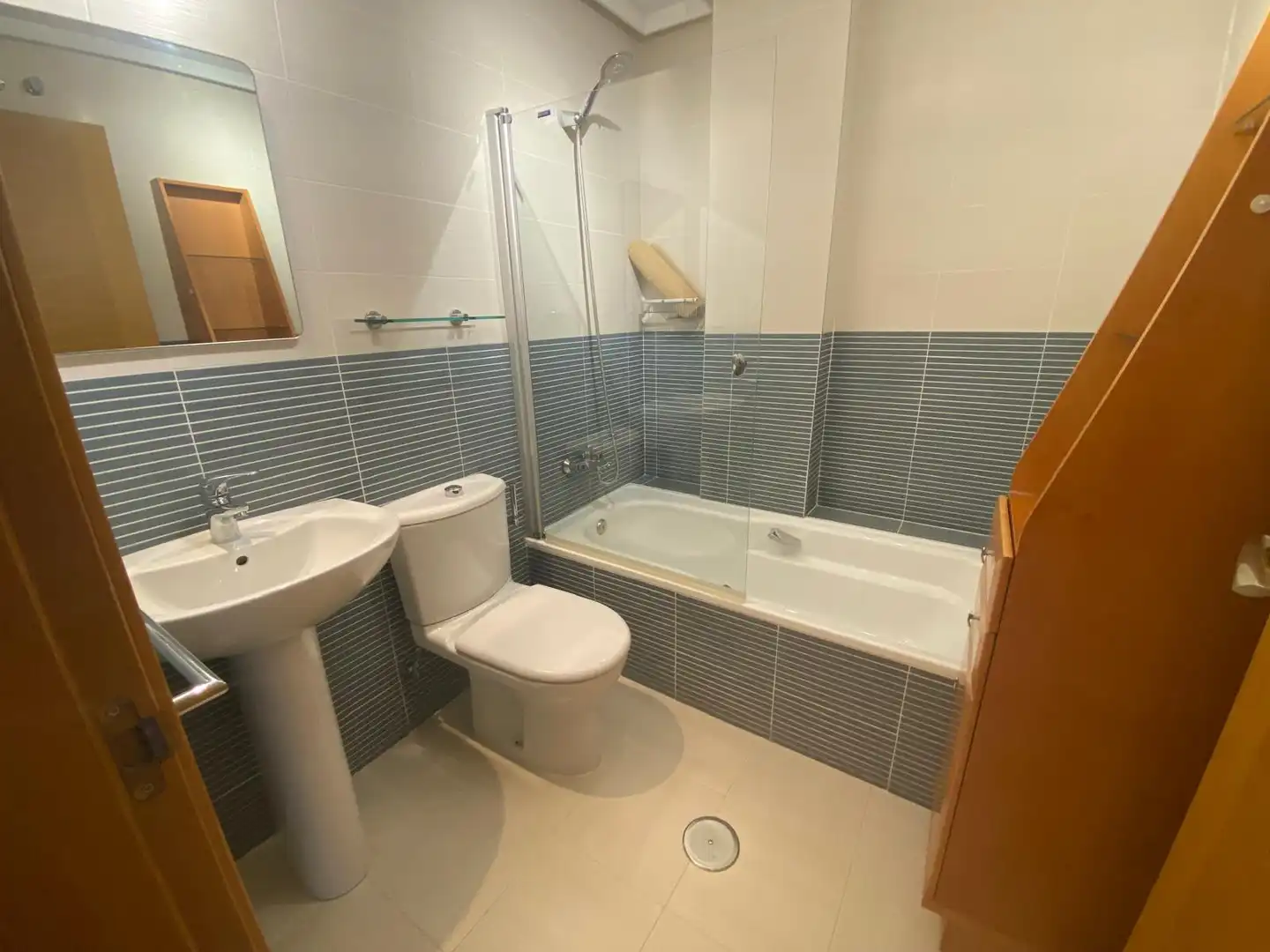 Bathroom of Detached homes for sale in Albacete  with Air Conditioner, Heating and Private garden