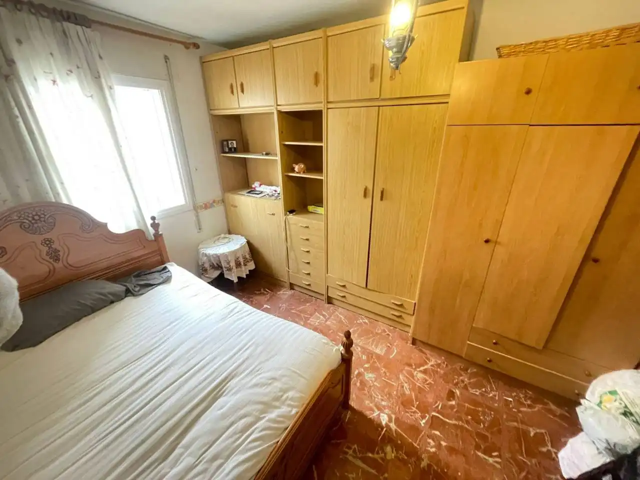 Dormitori de Casa adosada en venda en Estepona amb Aire condicionat, Terrassa i Moblat