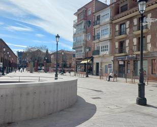 Vista exterior de Local en venda en Leganés amb Terrassa