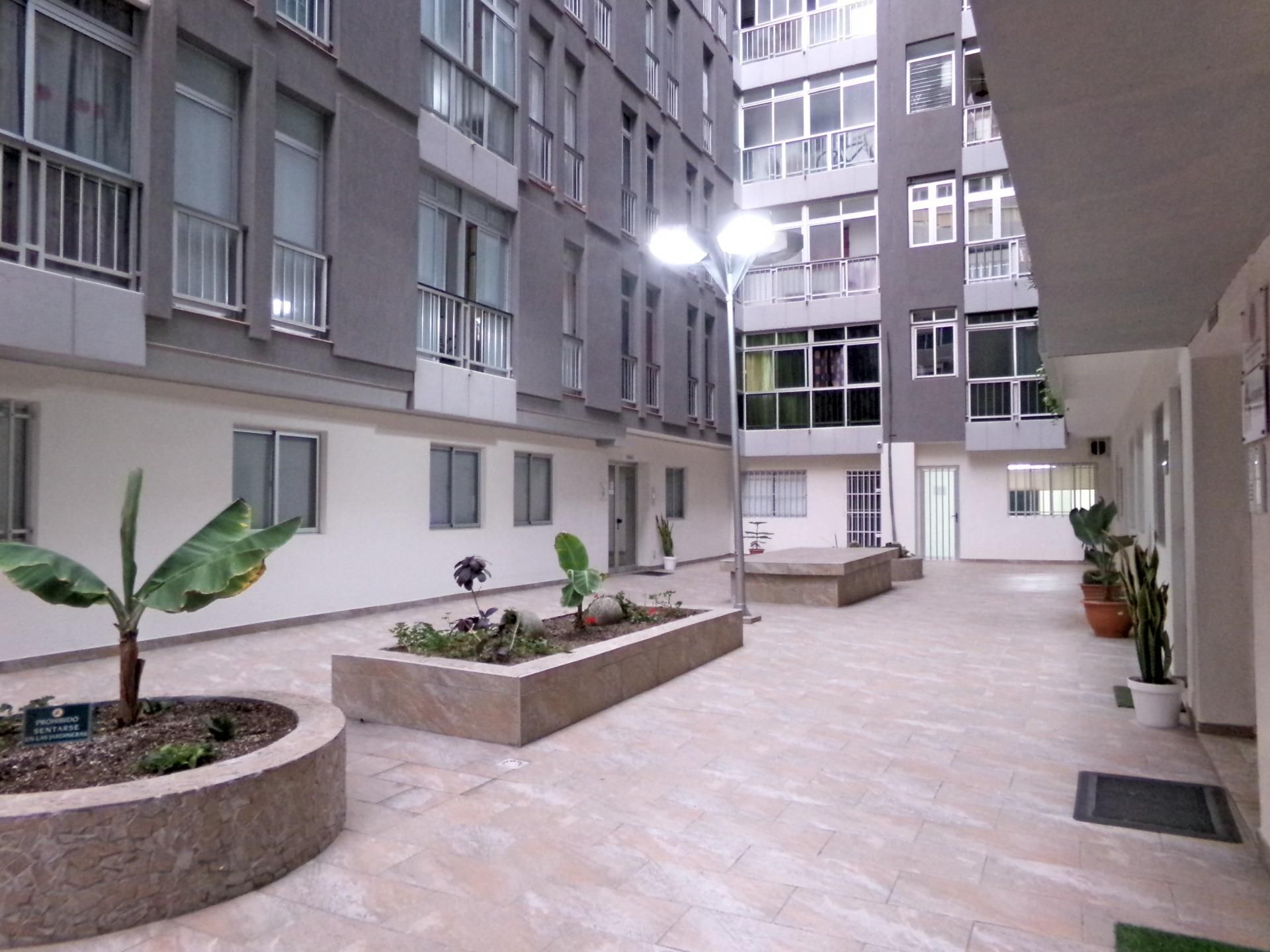 Vista exterior de Piso en venta en Las Palmas de Gran Canaria