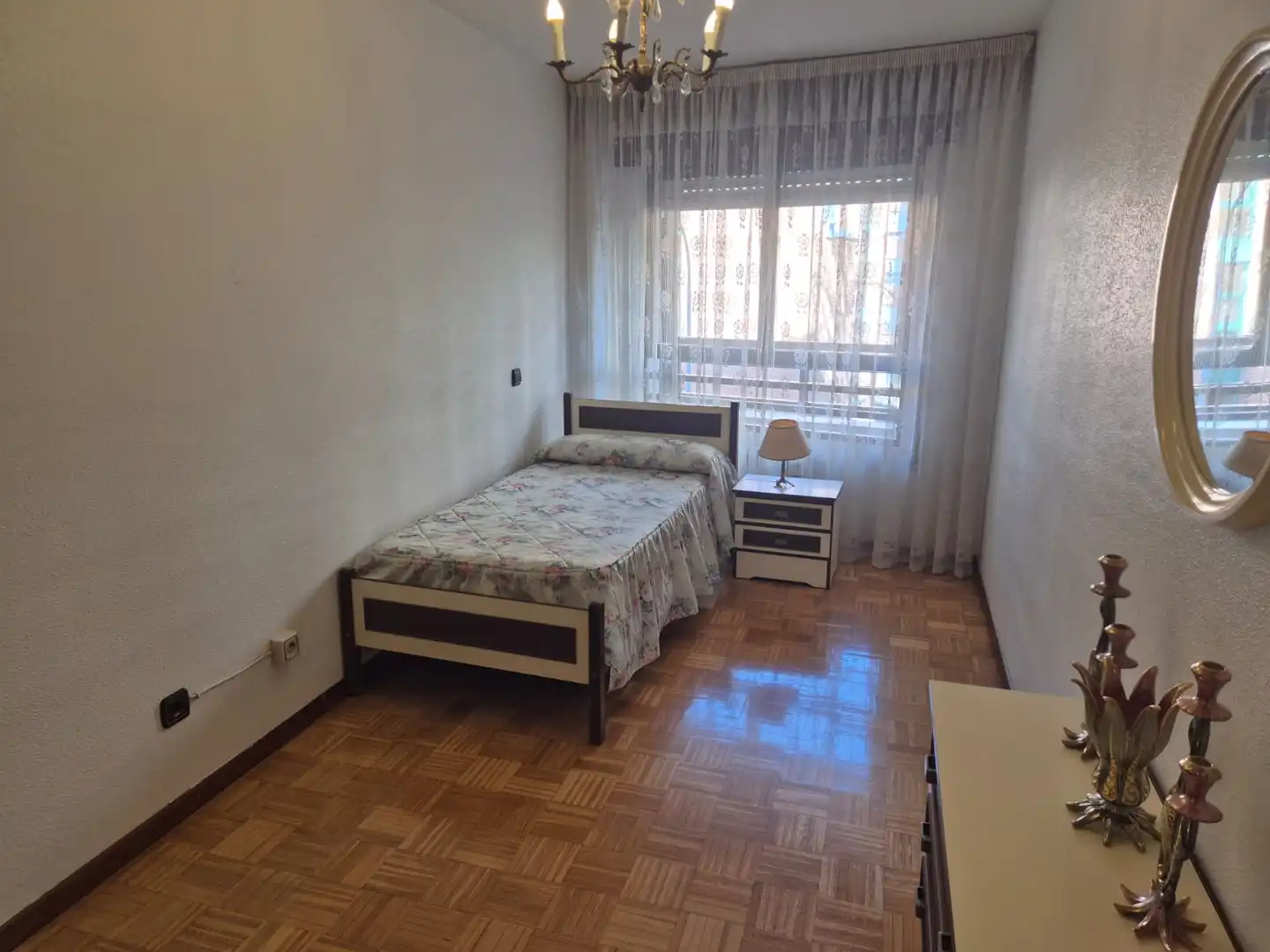 Bedroom of Flat for sale in Palencia  with Heating, Parquet flooring and Terrace