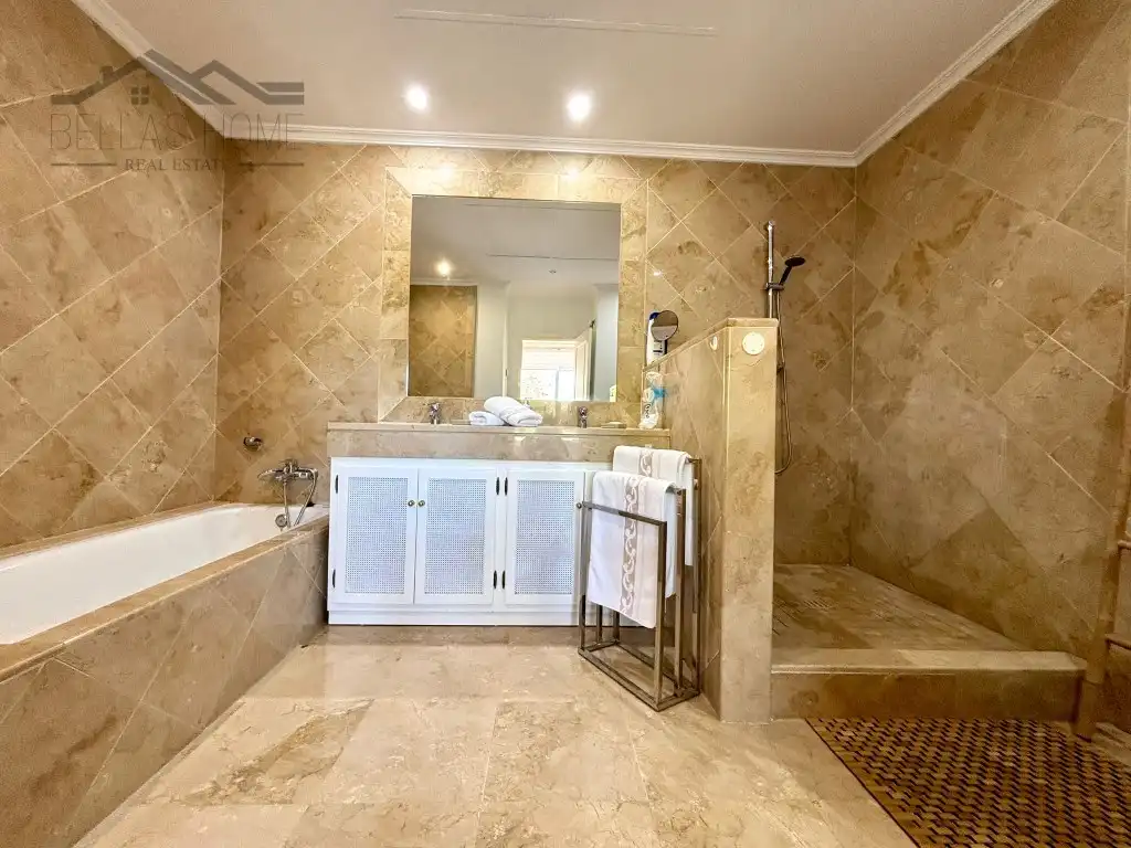 Flat for rent in Camino de Brijan, Bel - Air
