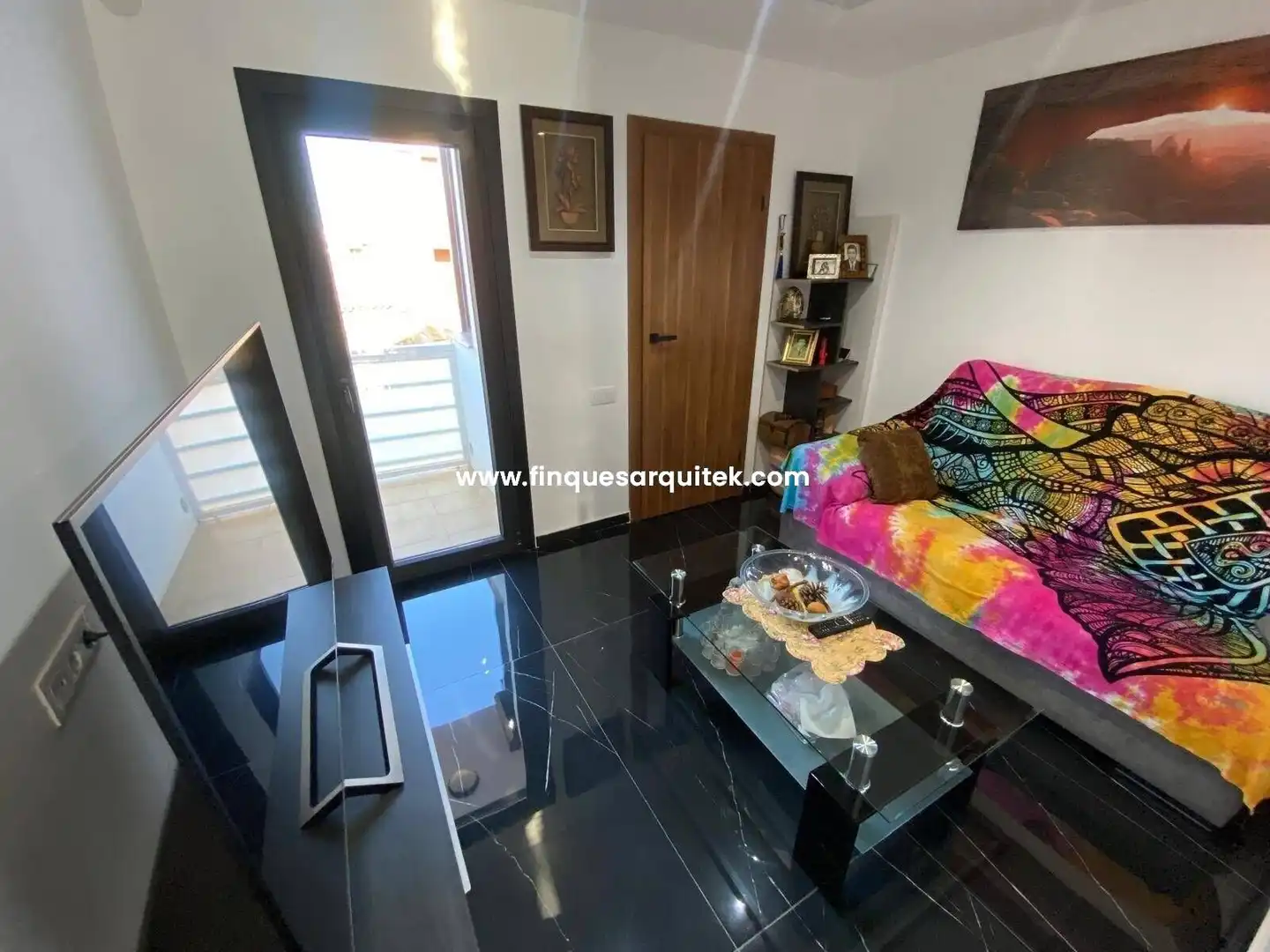 Sala d'estar de Casa o xalet en venda en Rosselló amb Aire condicionat, Jardí privat i Terrassa