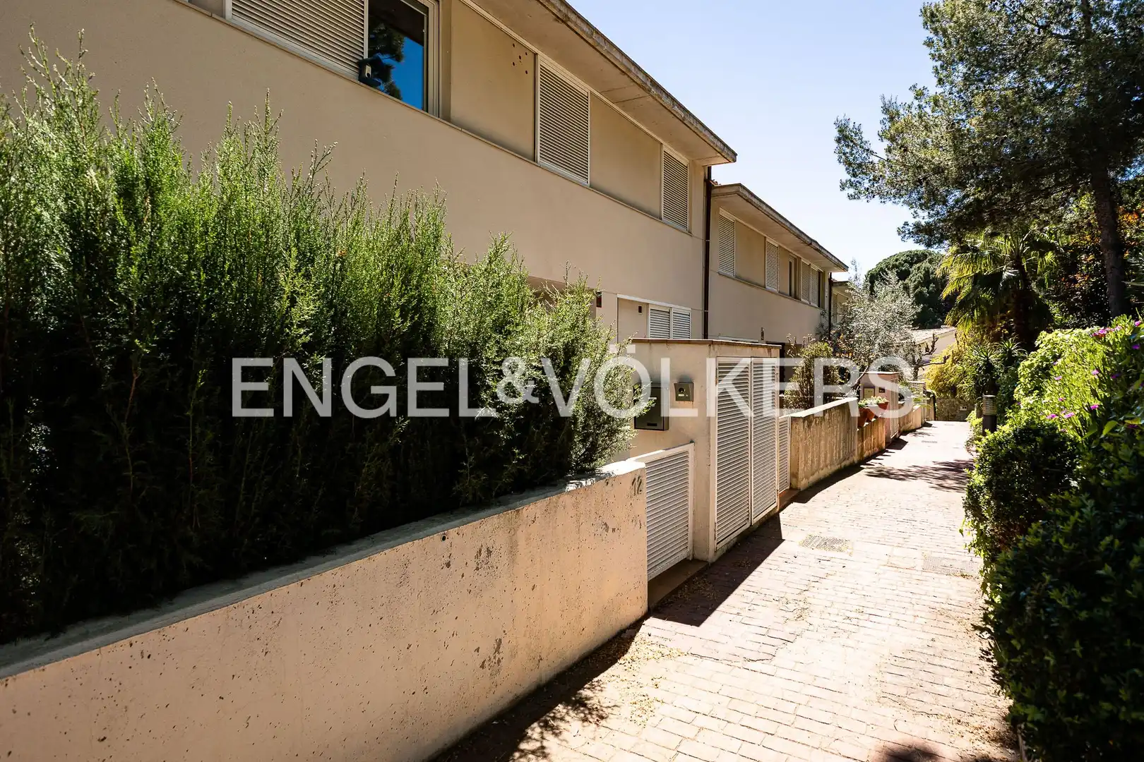 Vista exterior de Casa o xalet en venda en Tiana amb Aire condicionat, Calefacció i Parquet
