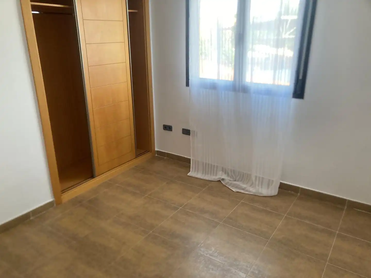Bedroom of Flat for rent in Argés  with Heating, Terrace and Oven