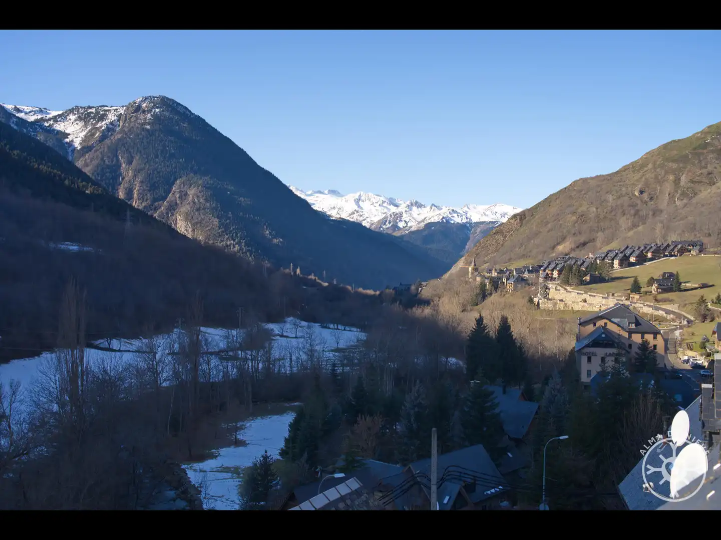 Vista exterior de Casa o chalet en venta en Naut Aran con Amueblado