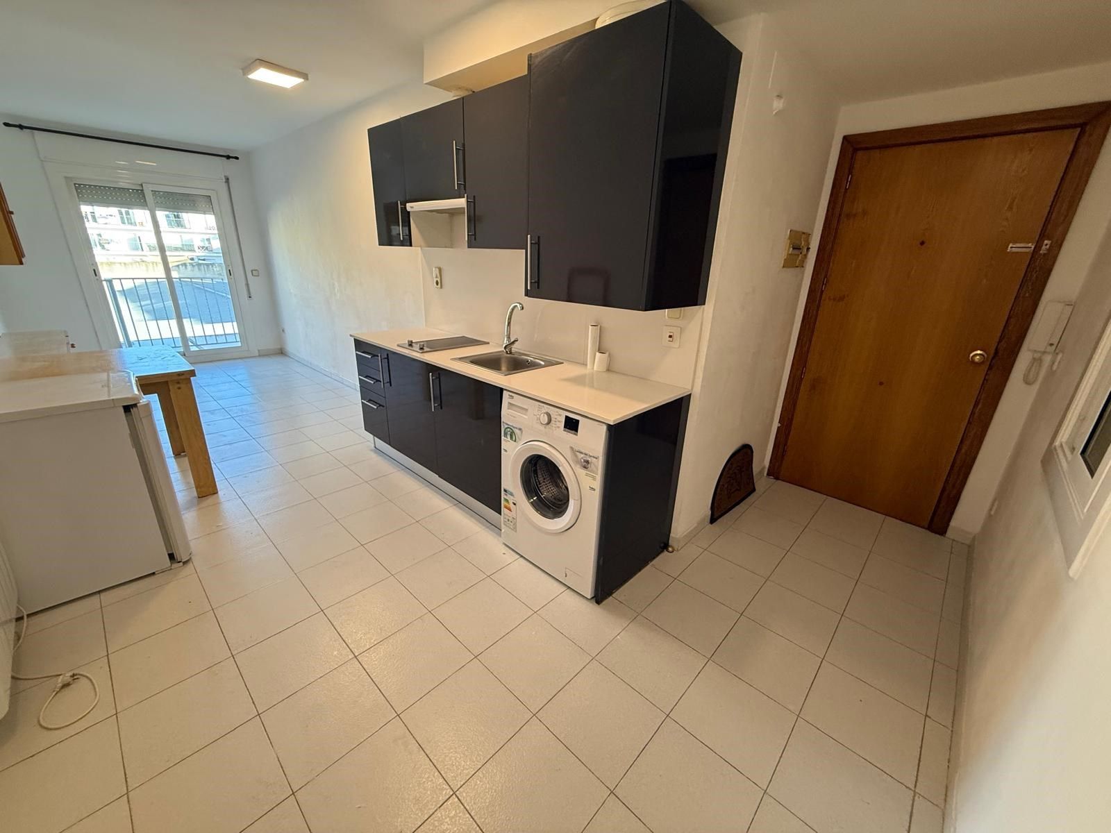 Kitchen of Flat to rent in Girona Capital  with Heating, Furnished and Balcony