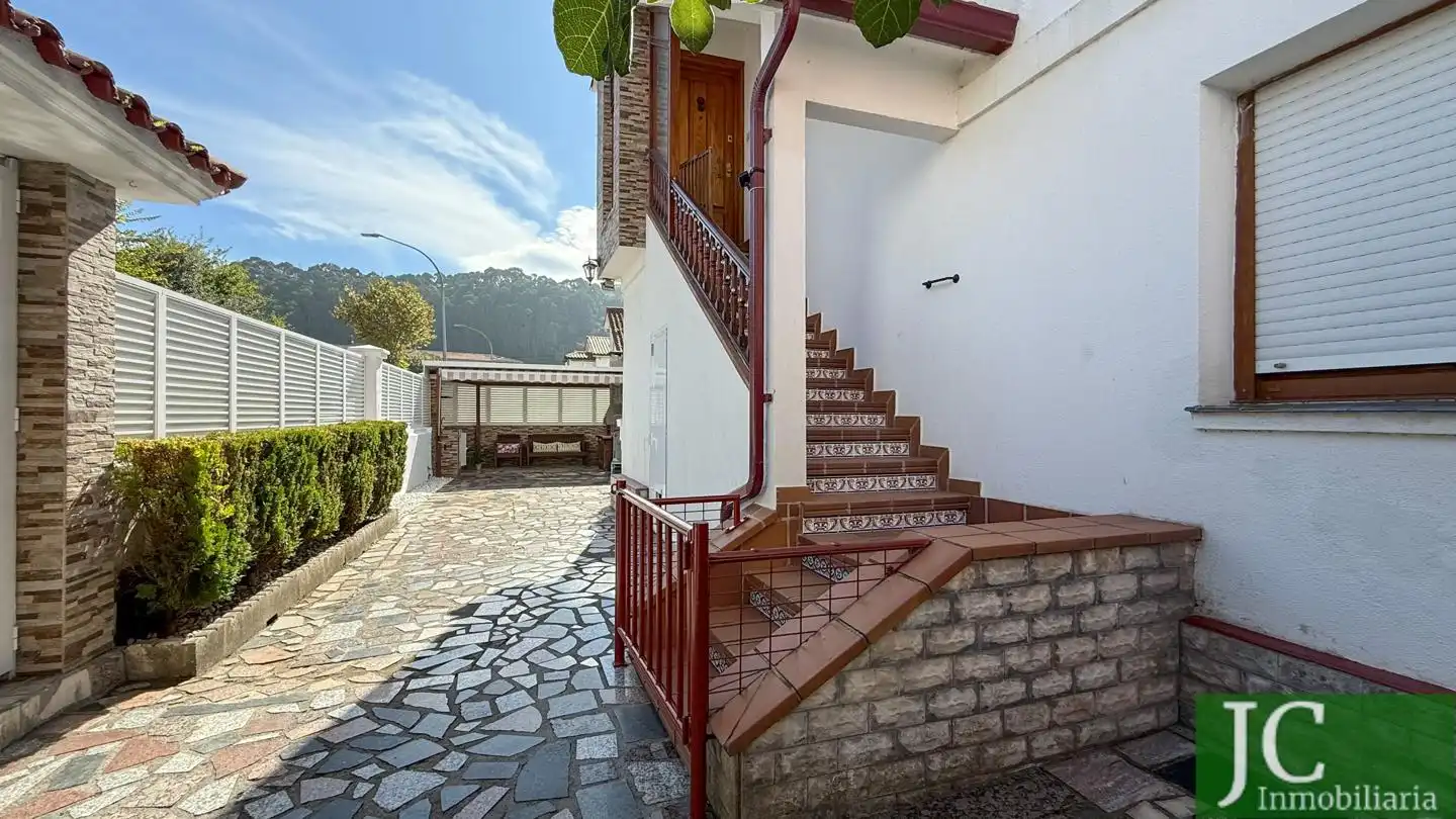 House with garden for sale in Centro