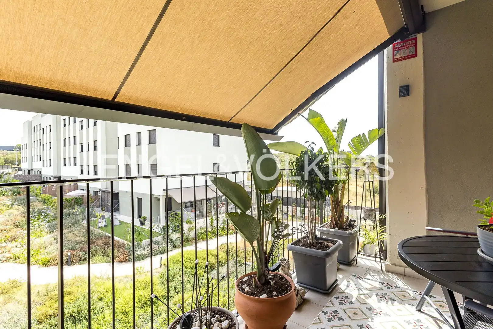 Terrassa de Pis en venda en Vilanova i la Geltrú amb Aire condicionat, Calefacció i Jardí privat