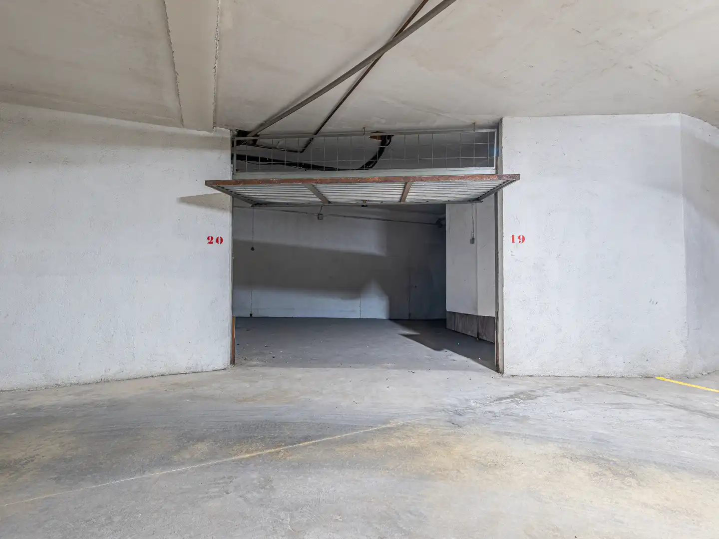 Parking de Local en venta en Torredembarra con Aire acondicionado, Calefacción y Terraza