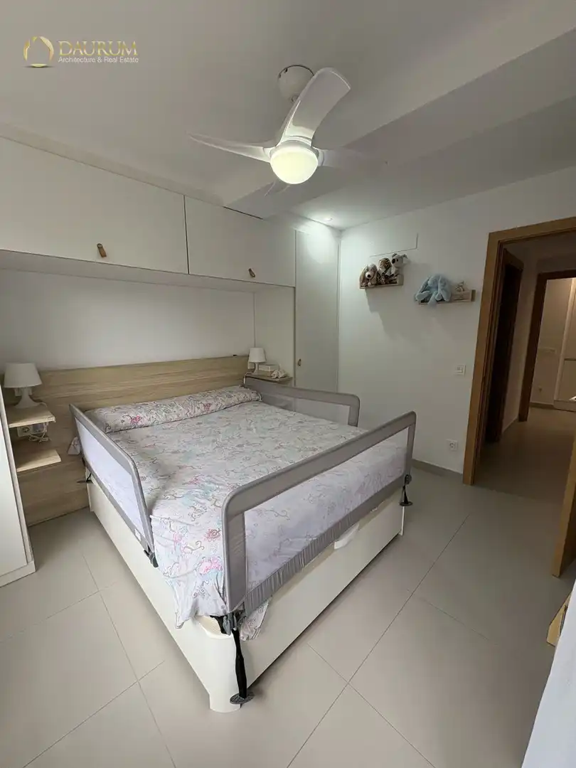 Schlafzimmer von Wohnung zum Verkauf in Marbella mit Klimaanlage, Heizung und Terrasse