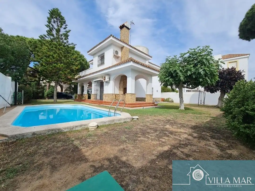 Houses for sale in Aguadulce - Almadraba - Punta Candor
