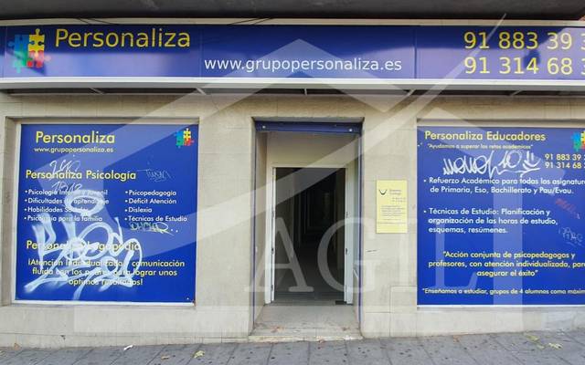 Local comercial en Alquiler en Avenida Rey Juan Carlos I en Santos