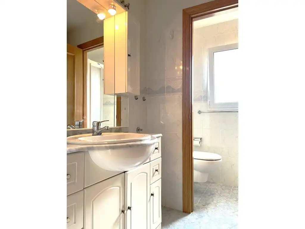 Bathroom of Flat for sale in Torroella de Fluvià  with Air Conditioner