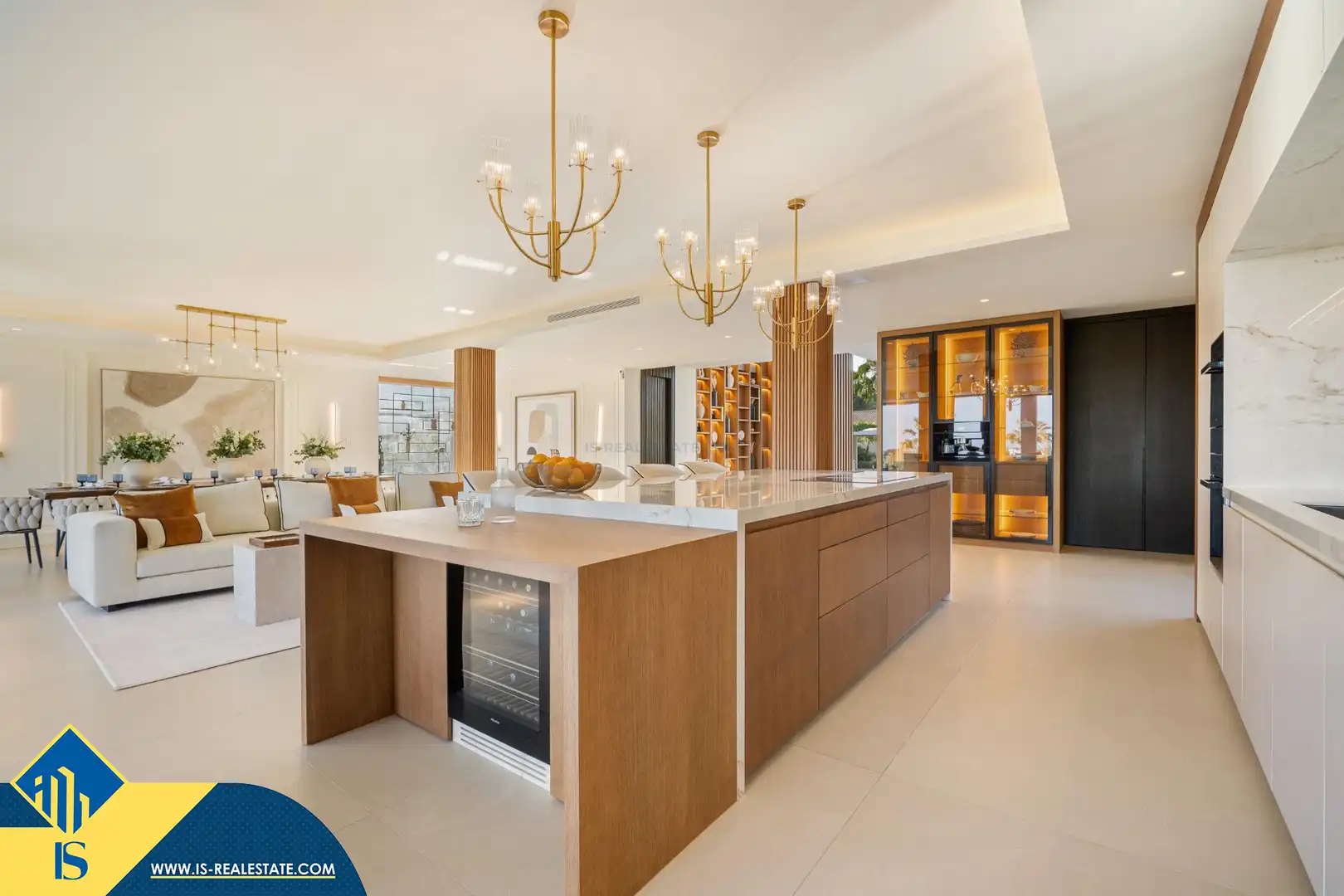 Chalet con piscina en venta en Nueva Andalucía, imagen 4