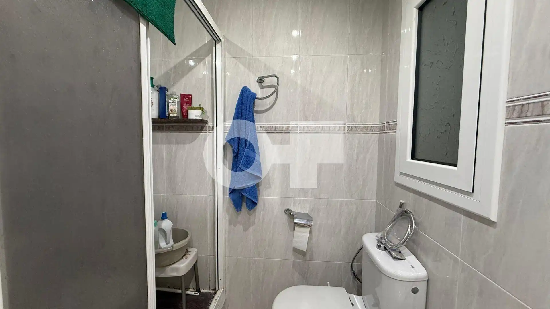 Badezimmer von Wohnung zum Verkauf in Barcelona mit Heizung, Möbliert und Alarm
