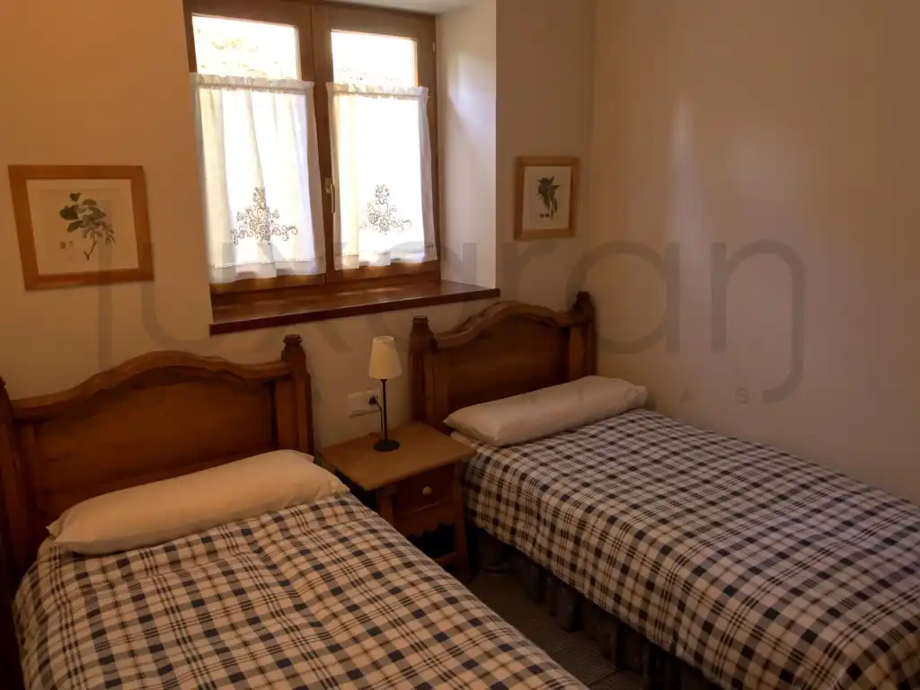 Habitación de Apartamento en venta en Naut Aran