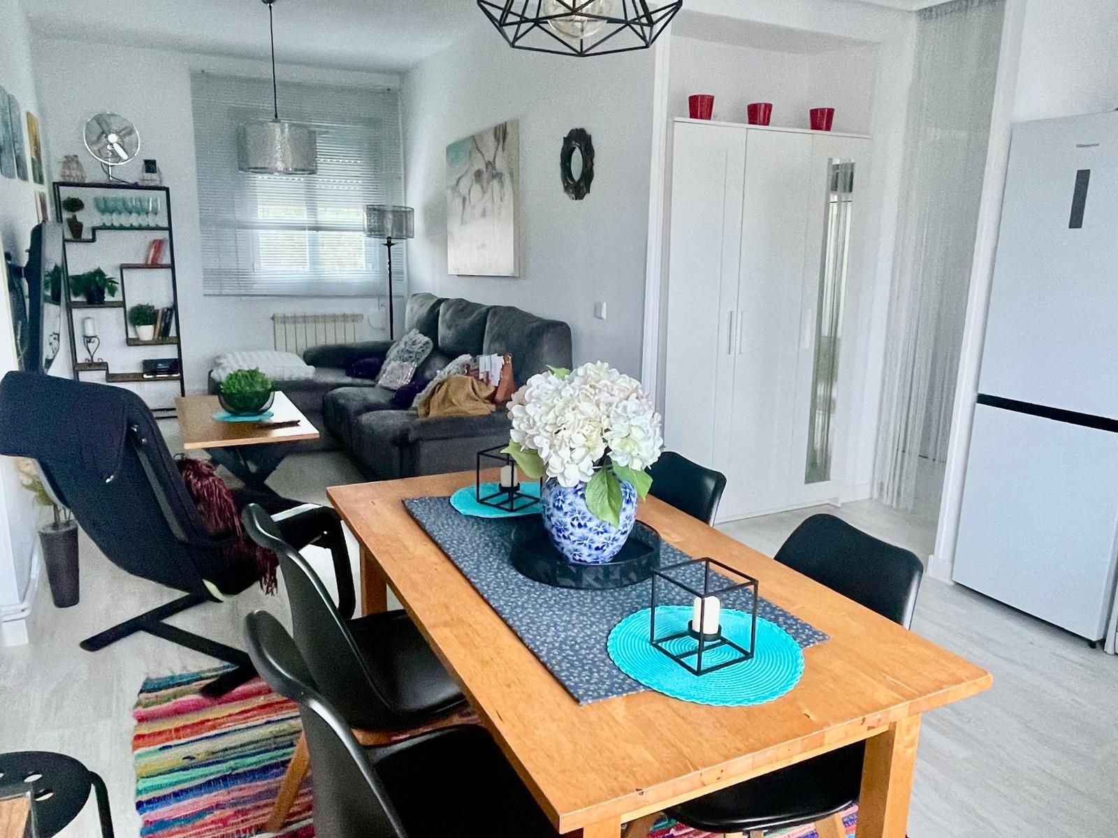 Dining room of Apartment for sale in  Logroño  with Heating, Parquet flooring and Furnished