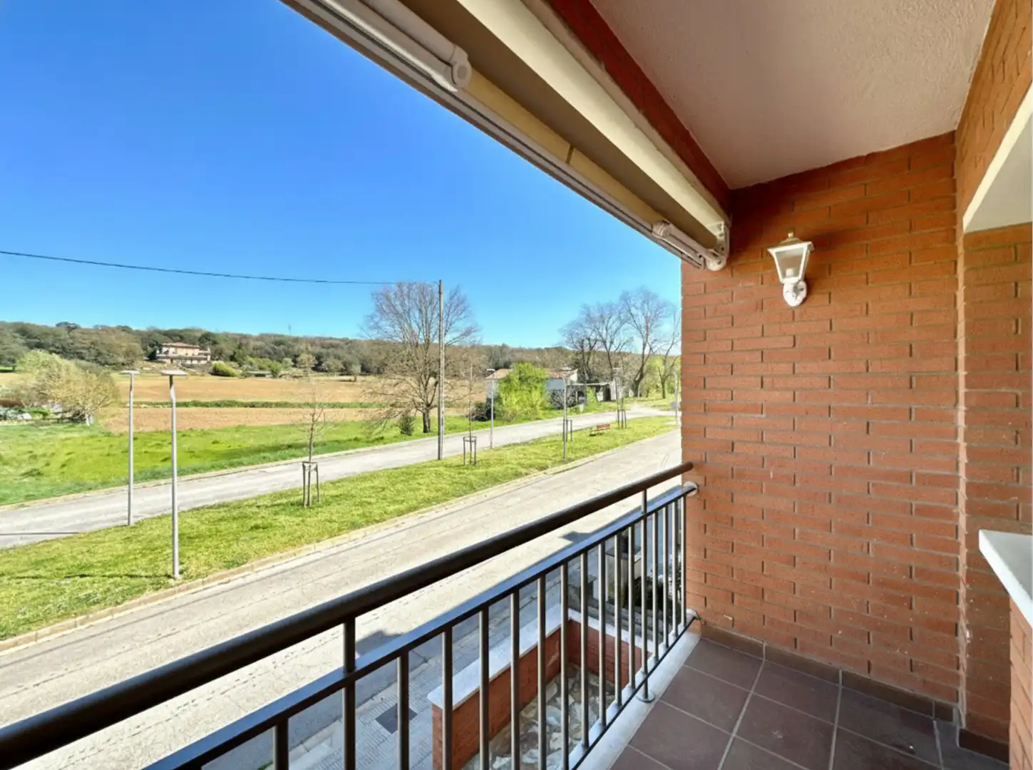 Terrasse von Einfamilien-Reihenhaus zum Verkauf in Taradell mit Heizung, Privatgarten und Terrasse