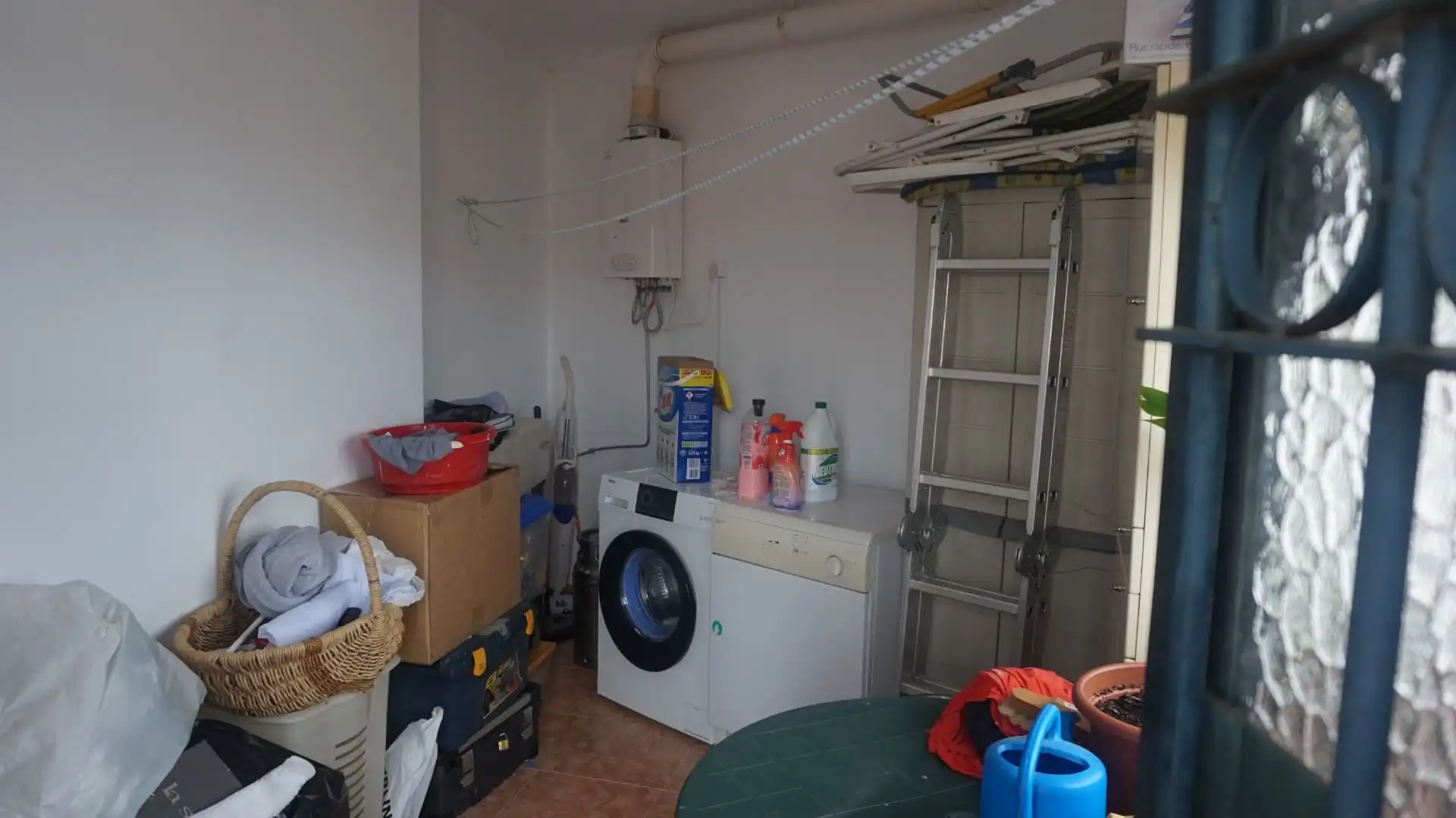 Casa adosada en venda en Los Barrios amb Aire condicionat, Calefacció i Traster