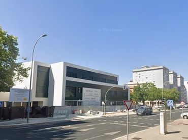 Pis amb balcó en venda a Este - Alcosa- Torreblanca