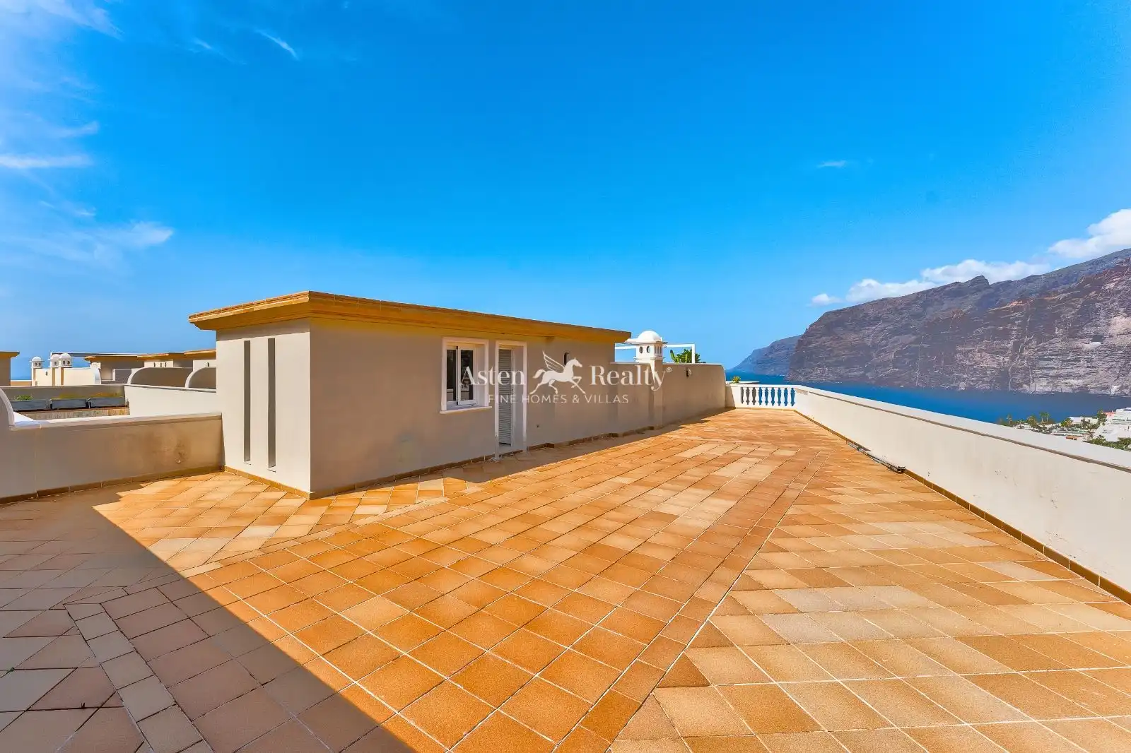 Terrassa de Àtic en venda en Santiago del Teide amb Aire condicionat, Terrassa i Piscina