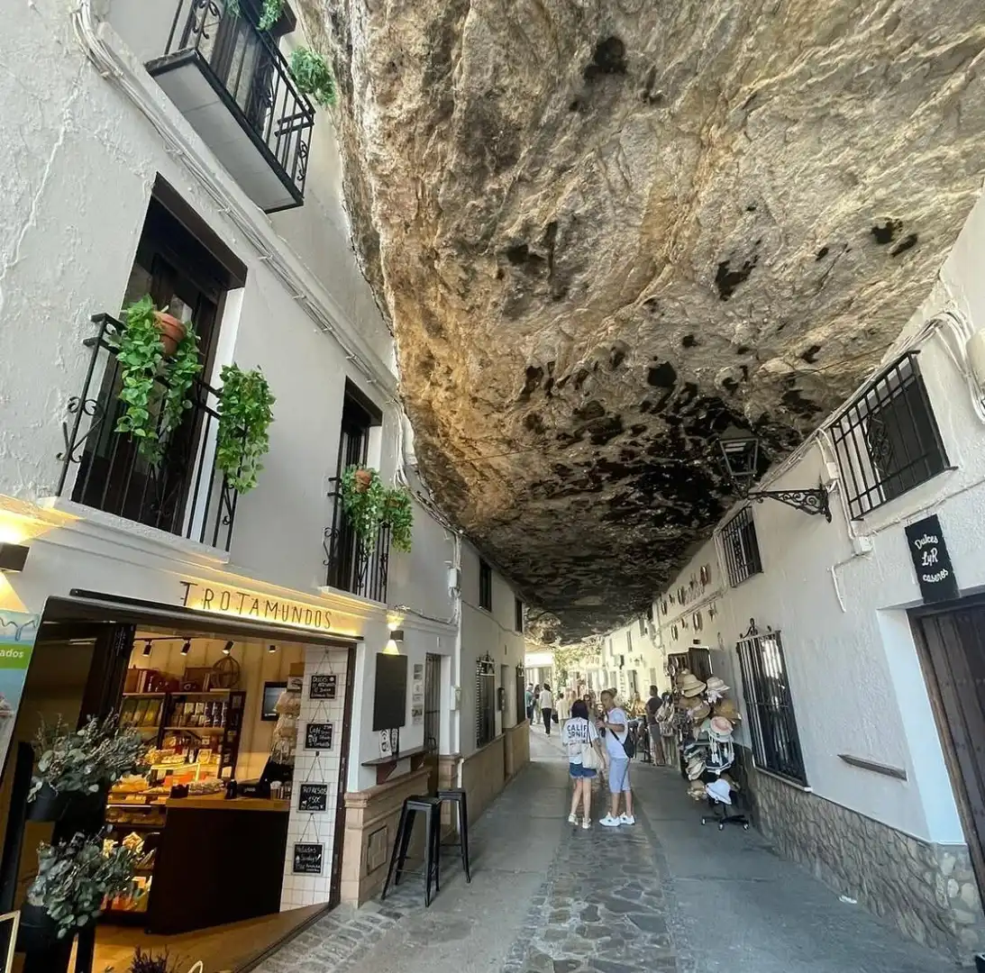 Exterior view of Duplexes for sale in Setenil de las Bodegas  with Terrace and Balcony