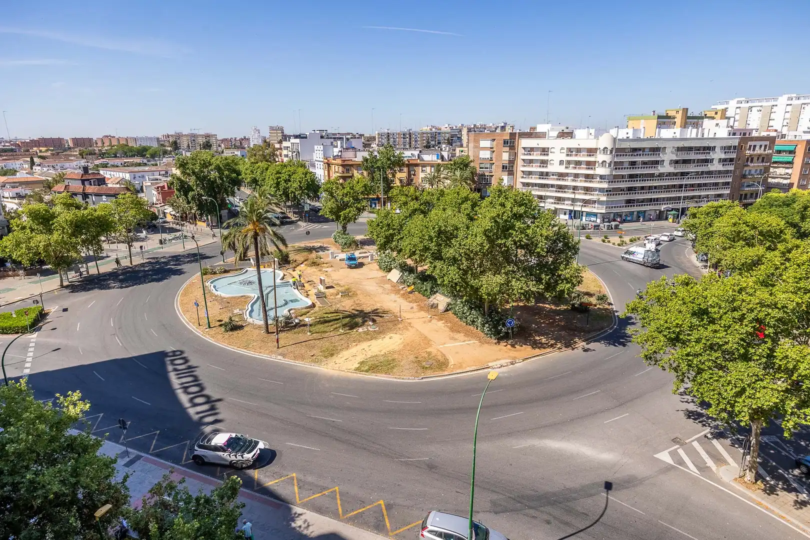 Vista exterior de Pis en venda en Sevilla amb Terrassa i Traster