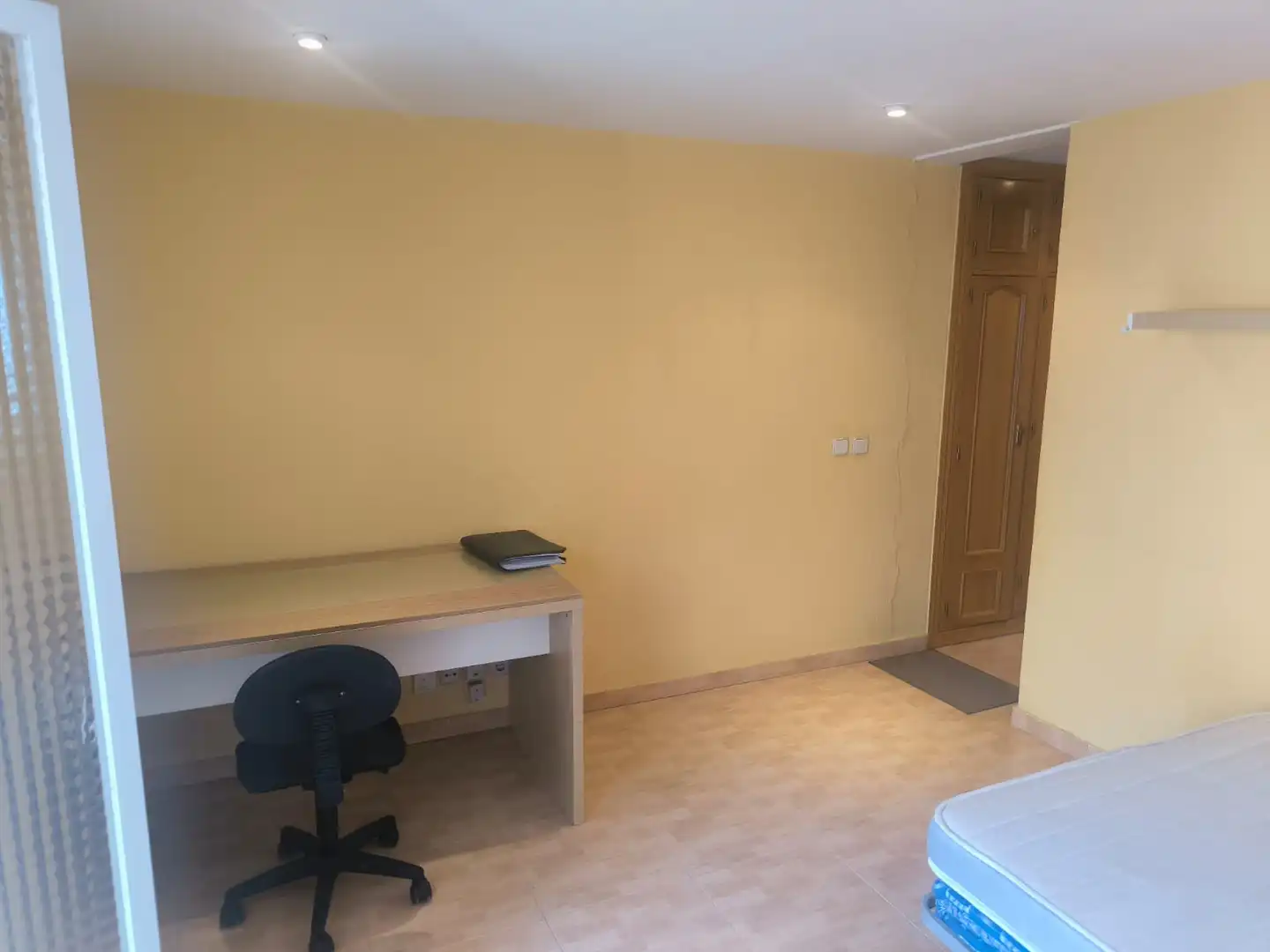 Schlafzimmer von Wohnung zur Miete in Madrid mit Klimaanlage, Heizung und Parkett