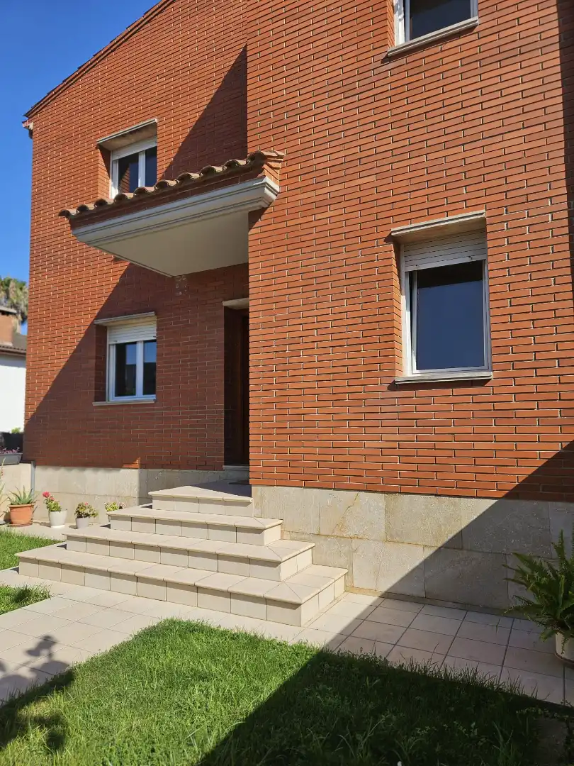 Vista exterior de Casa o xalet en venda en Salou amb Aire condicionat, Calefacció i Jardí privat