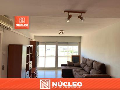 Living room of Flat for sale in Alagón  with Air Conditioner, Heating and Furnished
