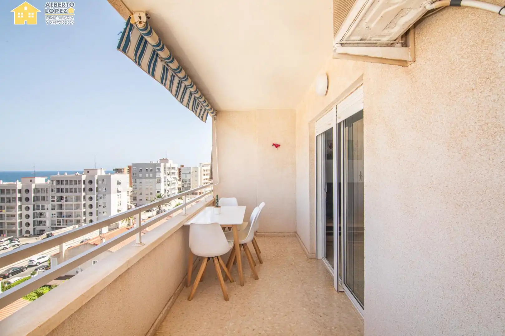 Flat with terrace for sale in Los Arenales del Sol, imagen 18